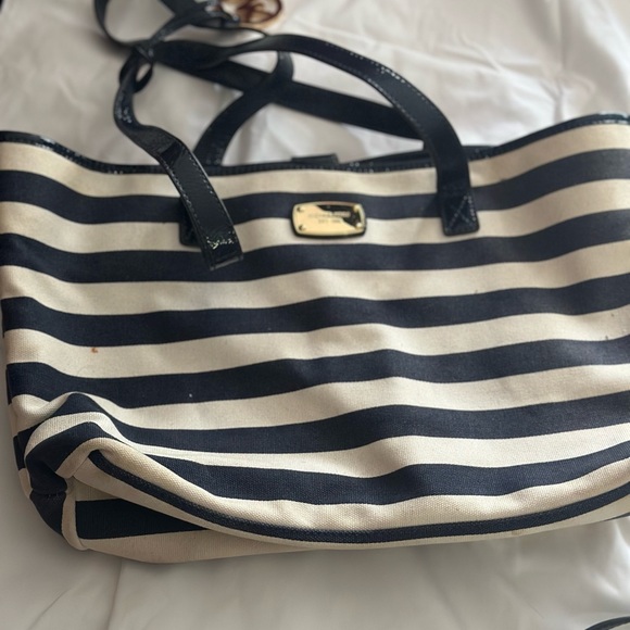 Michael kors bags - Picture 3 of 3